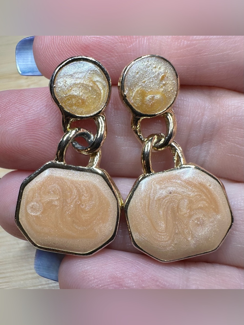 Butterscotch and Cream Swirl Drop Earrings Gold-Tone